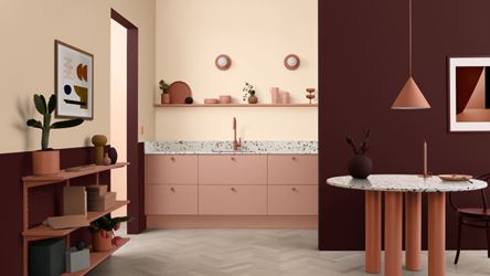 Toniton matcher kjøkken, veggmaling og  møbler og gir unike fargekombinasjoner.