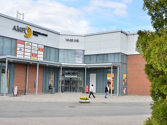 Fasade AMFI Bjørkelangen Torg